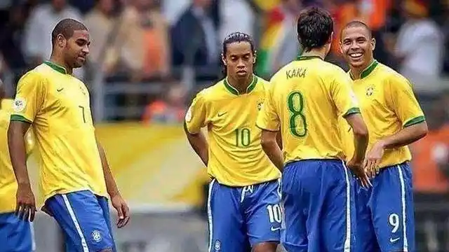 晒与小卡同 晒与小卡同