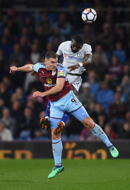 英超联赛中 英超联赛中